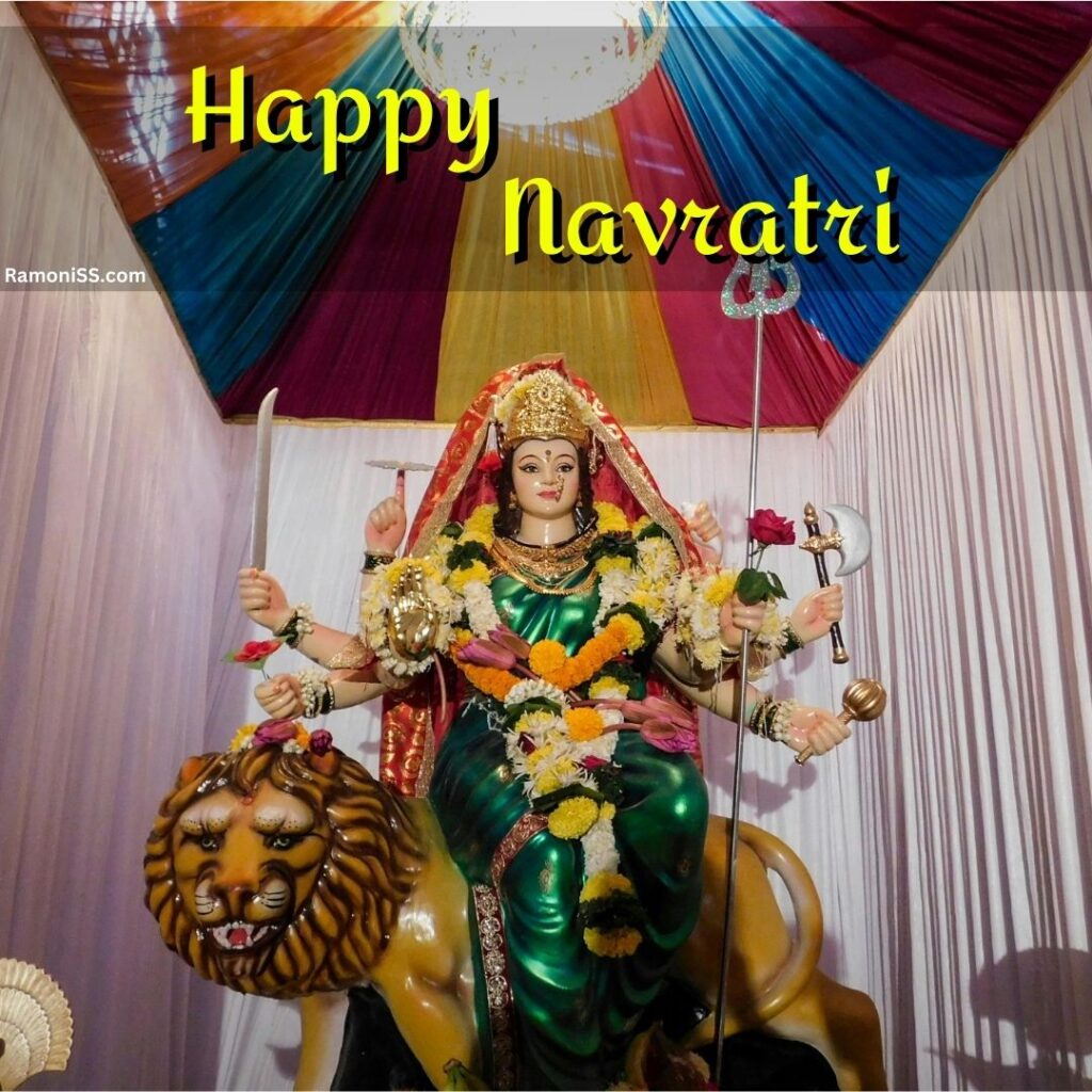 Maa durga statue inside the pandal happy navratri hd pictures